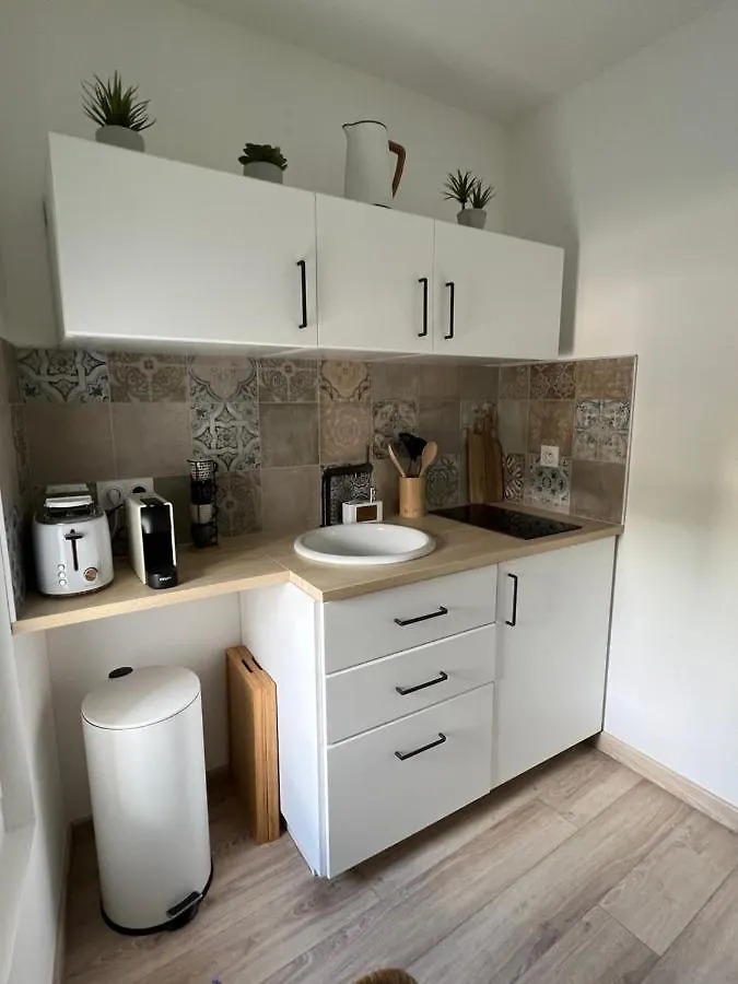 הייר Petite Maison Cosy Et Moderne Avec Bain A Remous 0*,